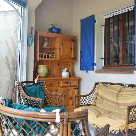 Hébergement de vacances 4 Pieces Avec Veranda, Proche Plage, Parking Prive Et Bbq - Saint Pierre La - Fr-1-229d-107